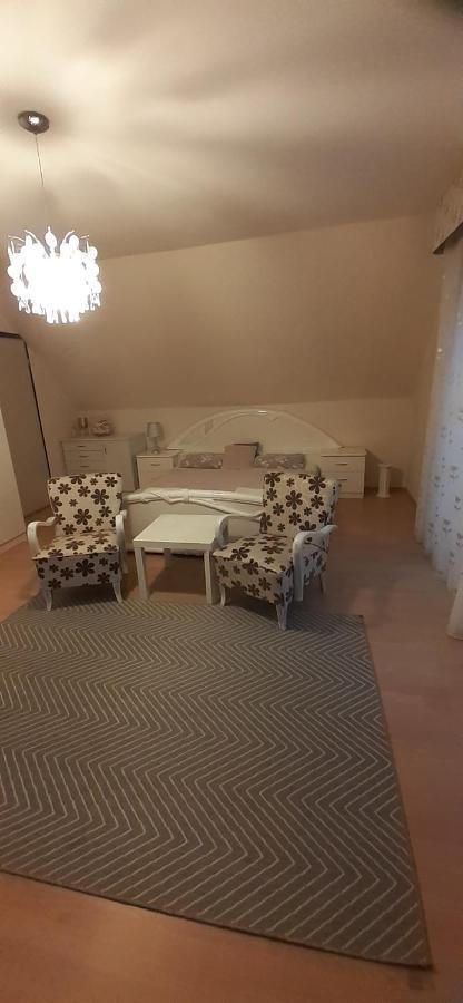 Oazis Apartmanhaz Hajdúszoboszló المظهر الخارجي الصورة