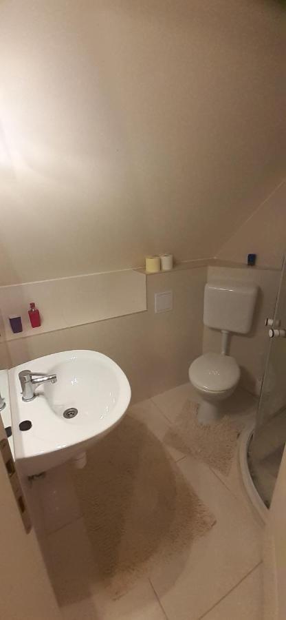 Oazis Apartmanhaz Hajdúszoboszló المظهر الخارجي الصورة