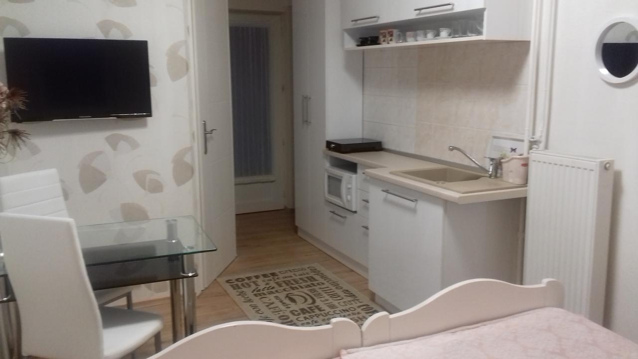 Oazis Apartmanhaz Hajdúszoboszló المظهر الخارجي الصورة